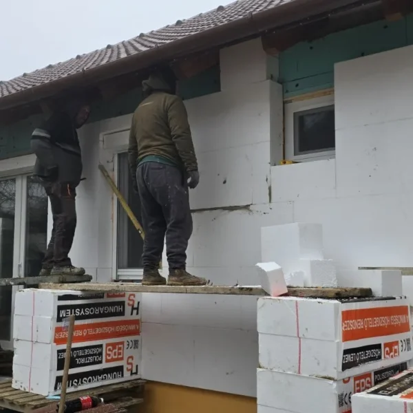 Homlokzati hőszigetelés (Dryvit) kivitelezése – 9. fotó